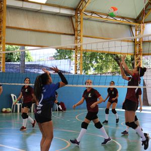 Time Voleibol Feminino 04 - foto Cris Fronza